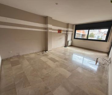 Piso de alquiler en Carrer de Galileu, Ca n'Aurell - Photo 4