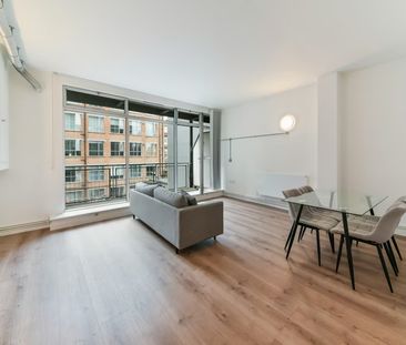 1 bedroom apartment - Photo 2