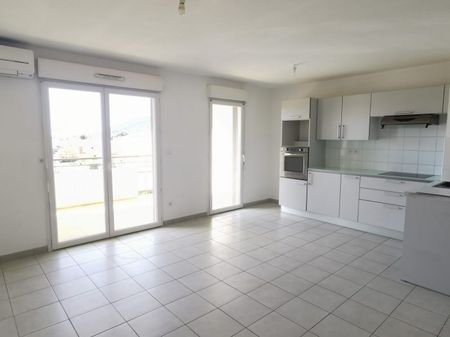 T3 Cuers 62 m² - Photo 3