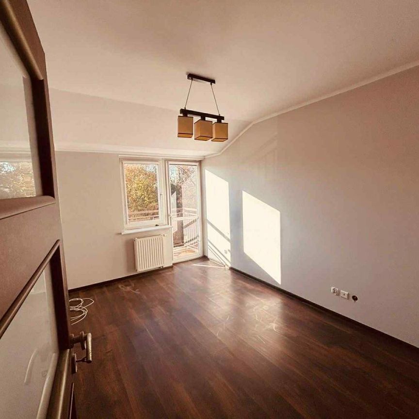 Duże dwupoziomowe mieszkanie - Zdjęcie 1