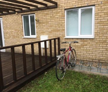 1 bedroom in a house share to rent - Photo 5