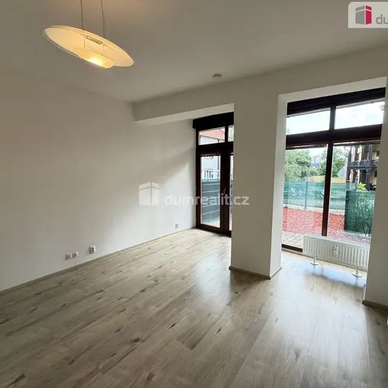 Pronájem ubytovací jednotky 1+kk 25 m - Photo 1