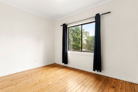 17 Wallawa Avenue, Engadine NSW 2233 - House For Rent | Domain - Photo 2