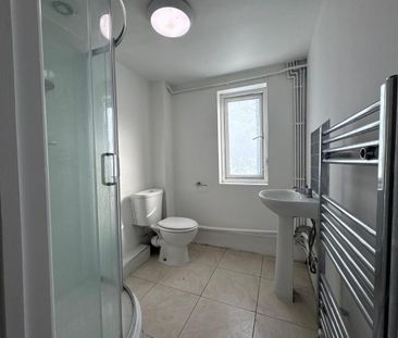 Studio to rent - Photo 6