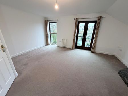 2 bedroom flat to rent - Photo 2