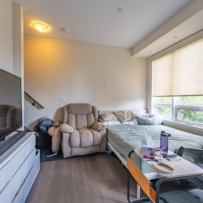 For Lease - 1100 Briar Hill Avenue Unit# 315, Toronto, Ontario - Photo 1