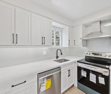 For Lease - 232 Kozlov Street, Barrie, Ontario - Photo 4