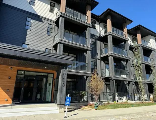 Brand new build luxury 2 bed, 2 bath condo with underground heated parking | 1410 - 55 Lucas Way Northwest, Calgary - Photo 1