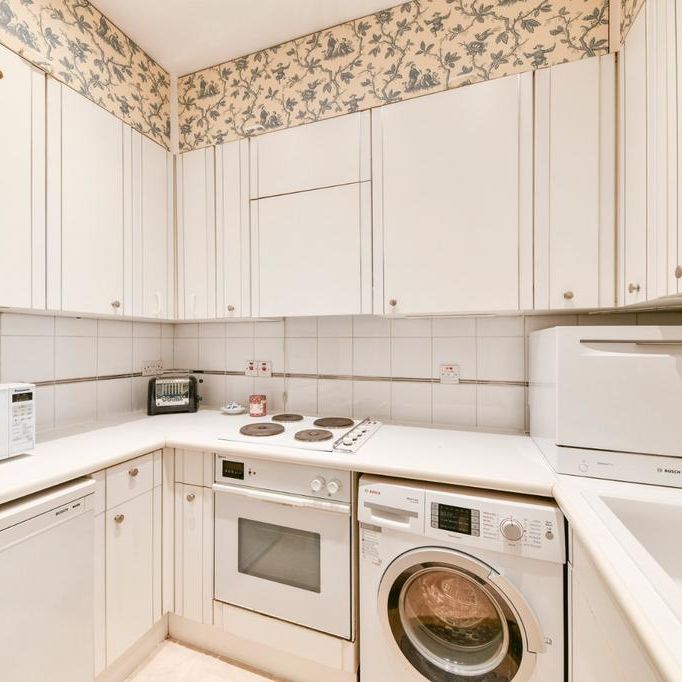 1 bedroom flat to rent - Photo 1