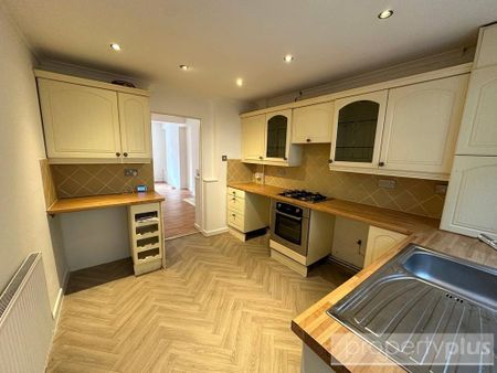 3 bedroom terraced house to rent - Photo 2