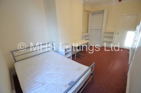 8 Bedroom Mid Terraced House for rent in Hanover Square - Photo 4