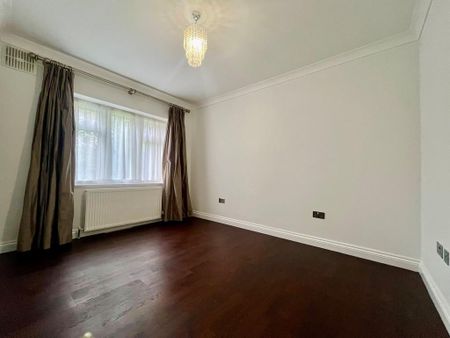 3 bedroom ground floor flat to rent - Photo 4