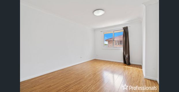 3 Bedroom Townhome in Ingleburn - Photo 1