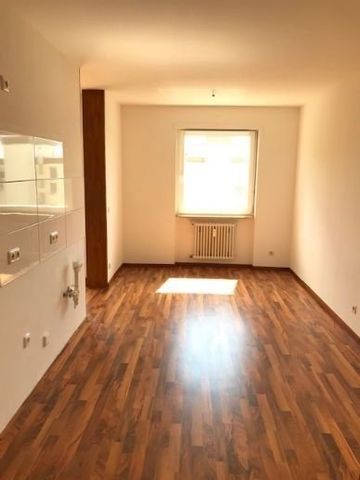 renovierte 2 ZKB-Wohnung (Saarbrücken-Eschberg) - Photo 3