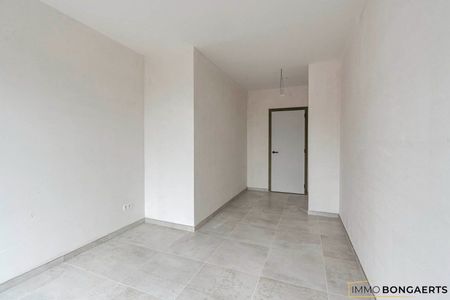 Gelijkvloers nieuwbouwappartement met 3 slaapkamers - Photo 5