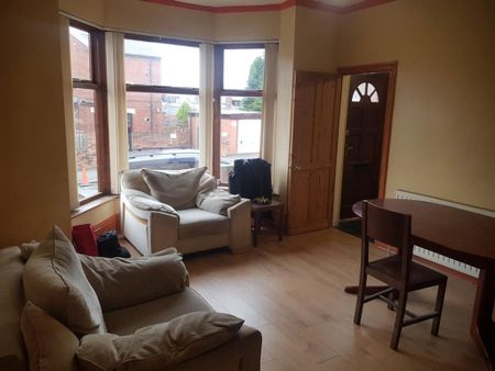 3 bedroom terraced house to rent - Photo 5