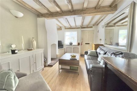 2 bedroom terraced house to rent - Photo 2