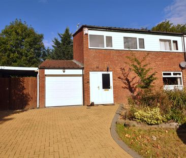 Freeman Close, Greenleys, Milton Keynes, MK12 - Photo 4