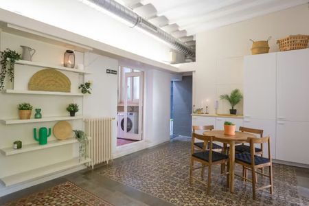 Carrer dels Assaonadors, Barcelona, Catalonia 08003 - Photo 4