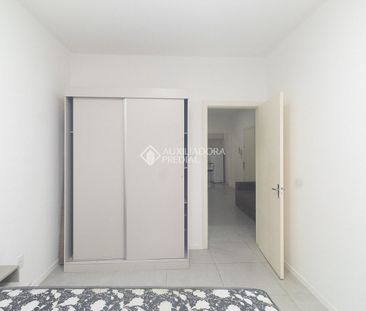 Apartamento com 1 quarto e 40m² para alugar em Independência, Porto... - Photo 1