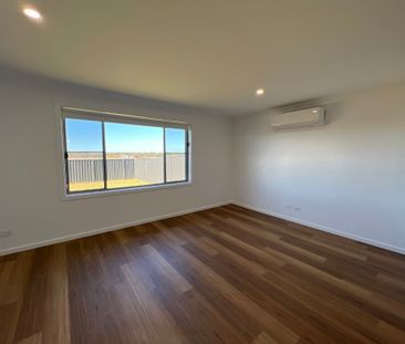 1Bed Granny Flat - Photo 5