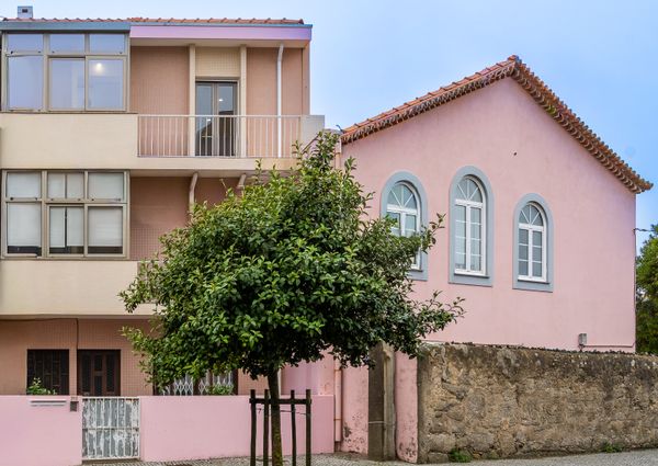 2+1 Bedroom Apartment in Canidelo (Remodeled)