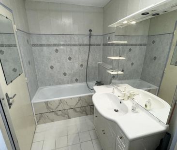 Appartement T2 à louer - 54 m² - Photo 3