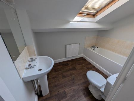 Studio to rent - Photo 5