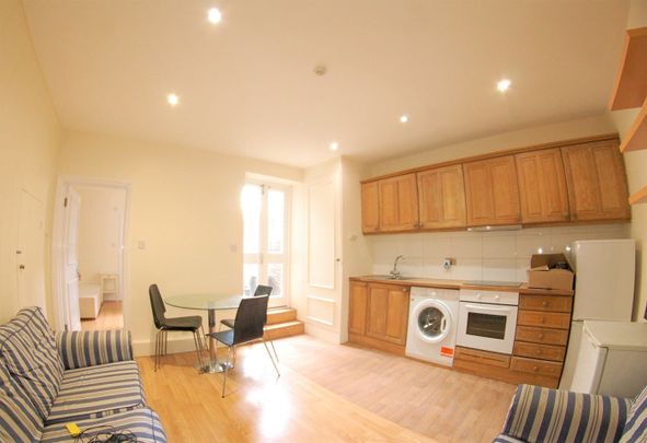 Room in a Shared House, Hildyard Road, SW6 - Photo 1