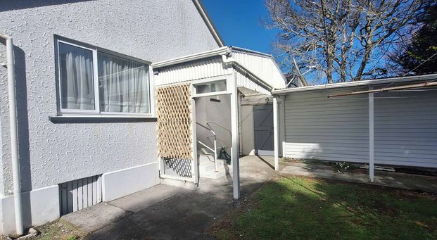 3 Bedroom Family Home - Photo 1