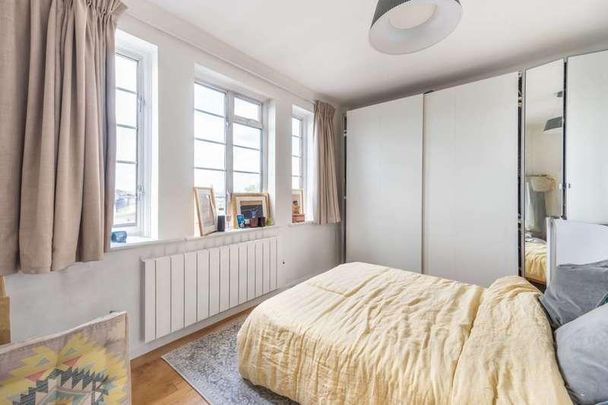 Hatherley Grove, Westbourne Grove, W2 - Photo 1
