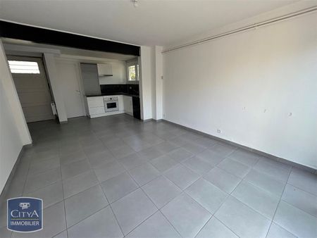 Location Appartement 3 pièces 64m² CHOLET 49300 - Photo 4
