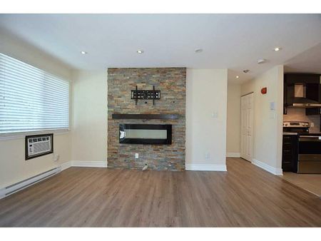 For Lease - 1450 Glen Abbey Gate Unit# 821, Oakville, Ontario - Photo 4