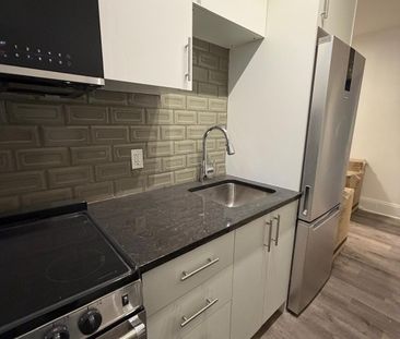 351 Friel Street - Photo 2