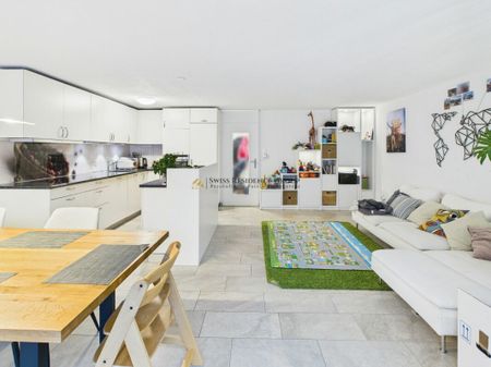 Modern 5.5-room single-family house in a row with an exclusive garden gem - Photo 2