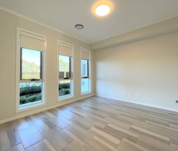 Beautiful Low Maintenance Living - Photo 2