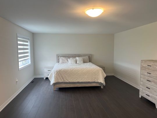 For Lease - 202 Stayner Street, Clearview, Ontario - Photo 1