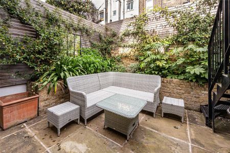 3 bedroom terraced house to rent - Photo 5