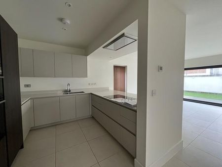 3 bedroom detached house to rent - Photo 5