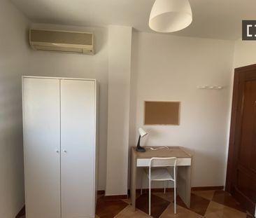 malaga, Andalusia 29006 - Photo 5