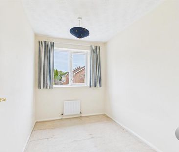 4 bedroom detached house to rent - Photo 1