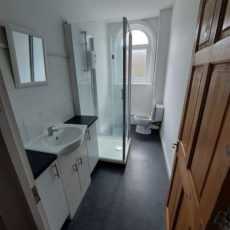 Woodsley Road - Photo 3