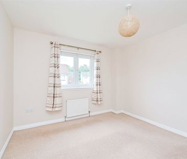 4 bedroom detached bungalow to rent - Photo 4