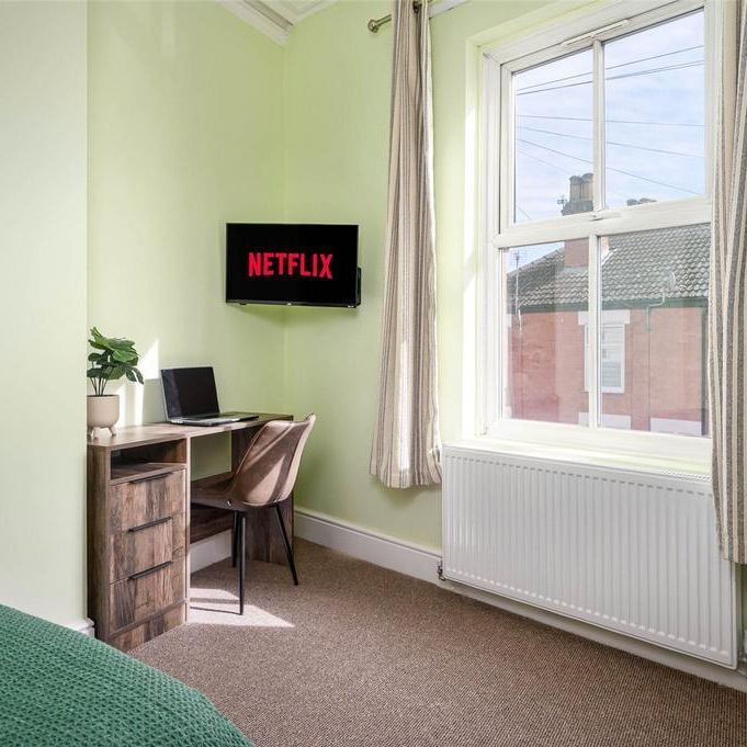 1 bedroom property to rent - Photo 1