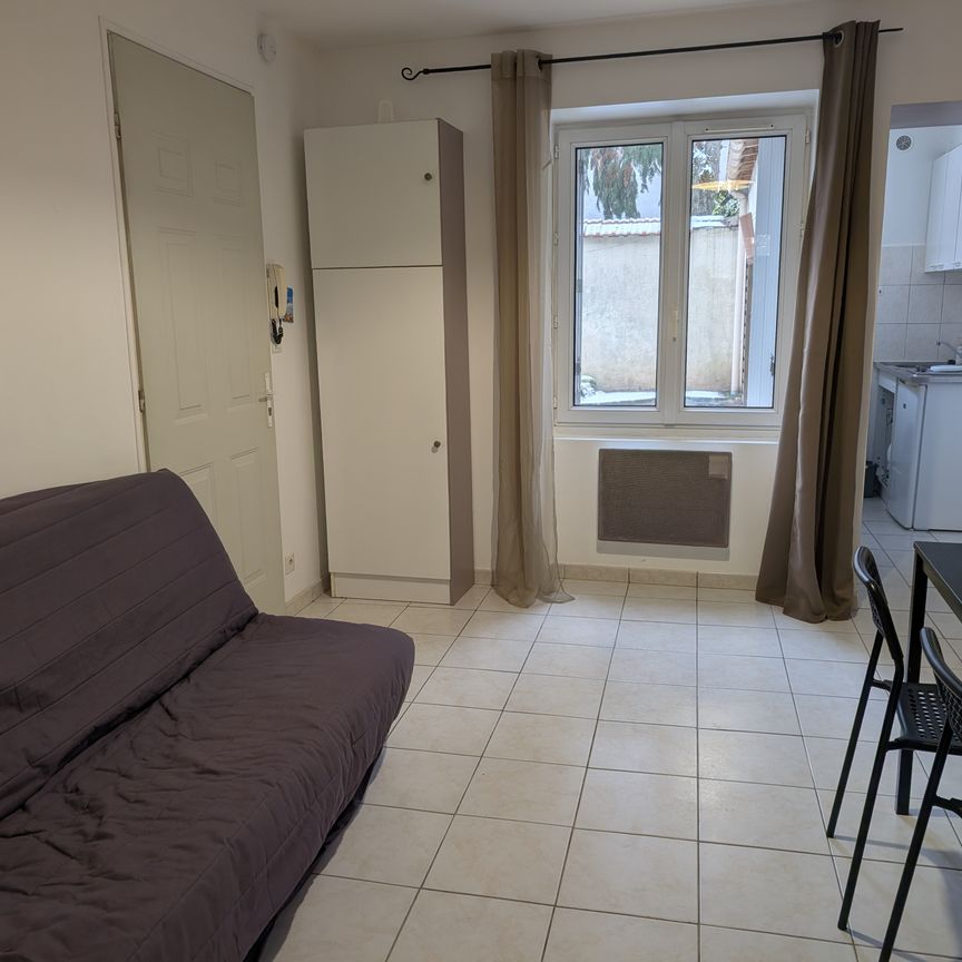 Location Appartement 2 pièces 28m² ORLEANS 45000 - Photo 1