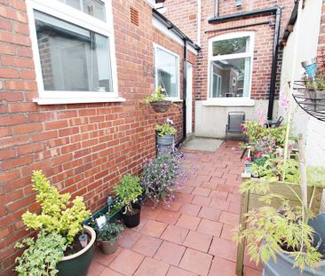 2 bedroom terraced house to rent - Photo 6