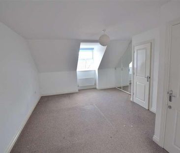 Locking Drive Kingsway, Quedgeley, Gloucester, Gloucestershire, GL2 - Photo 3