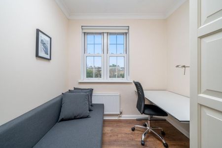 3 bedroom terraced house to rent - Photo 4