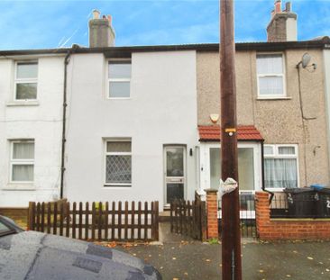 3 bedroom terraced house to rent - Photo 6