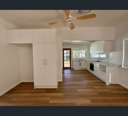 1 Preston Ave, Cessnock, NSW 2325 - Photo 5